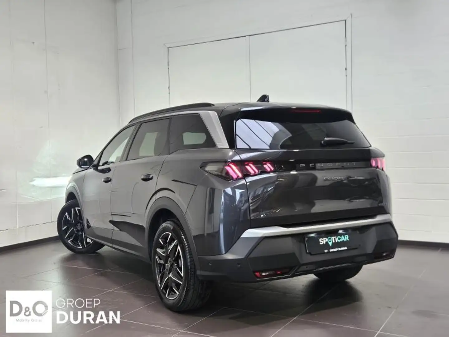 Peugeot 5008 Allure Hybrid 136 e-DSC6 Zwart - 2