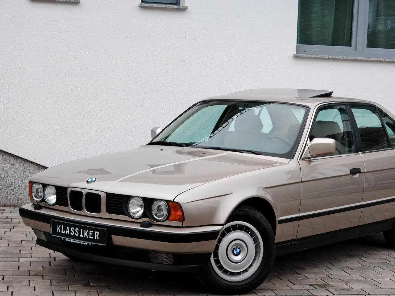 BMW 530