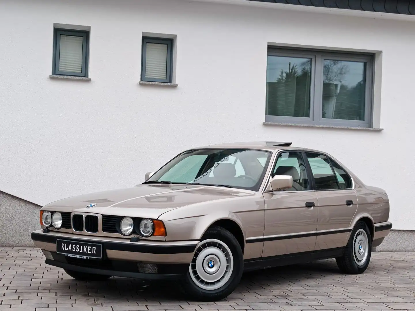 BMW 530 iA 1.HAND | ORIG. 72 TKM | ROSTFREI | SAMMLER Gold - 2