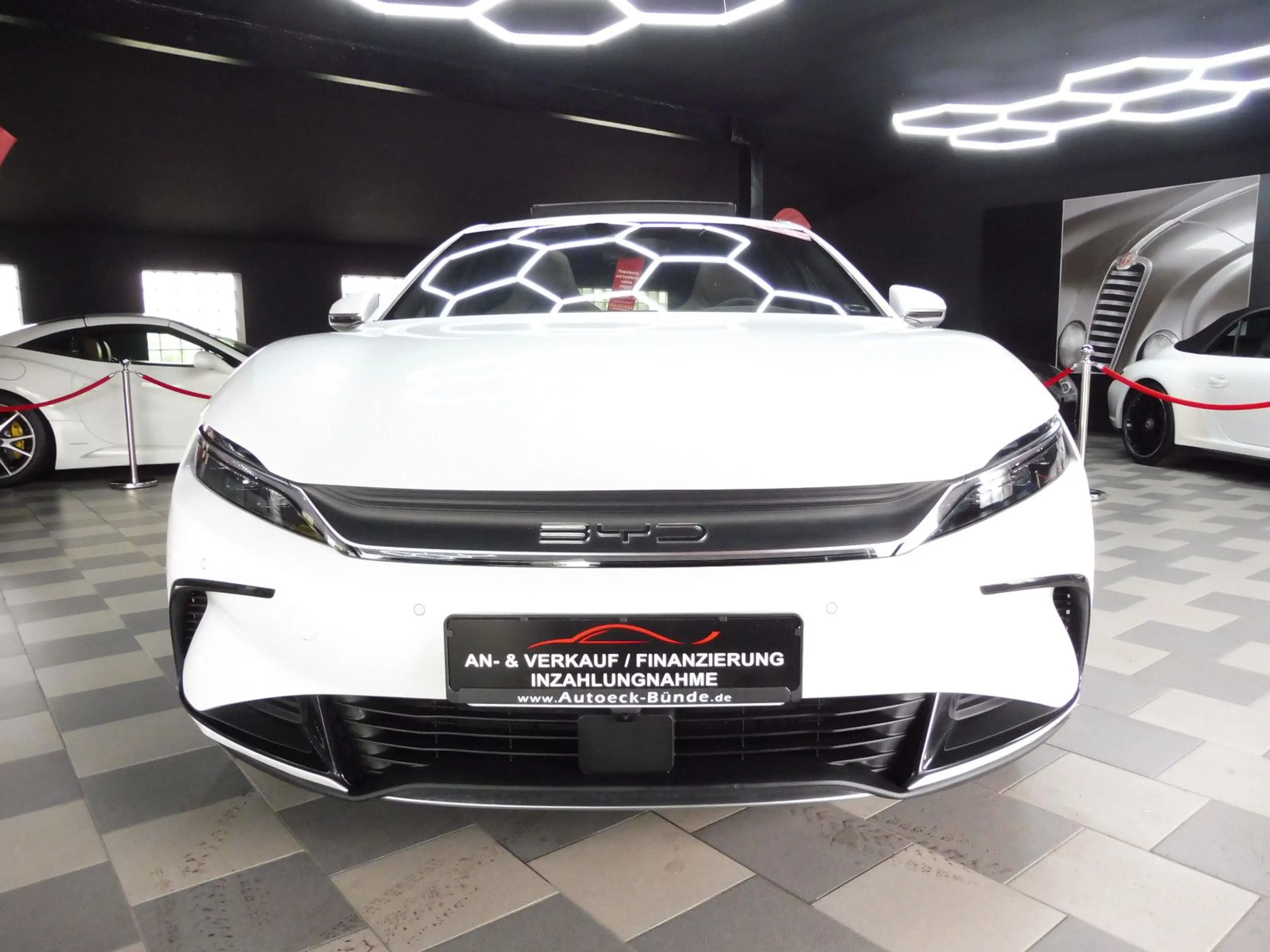 BYD Han 380 kW AWD Executive — photo 3