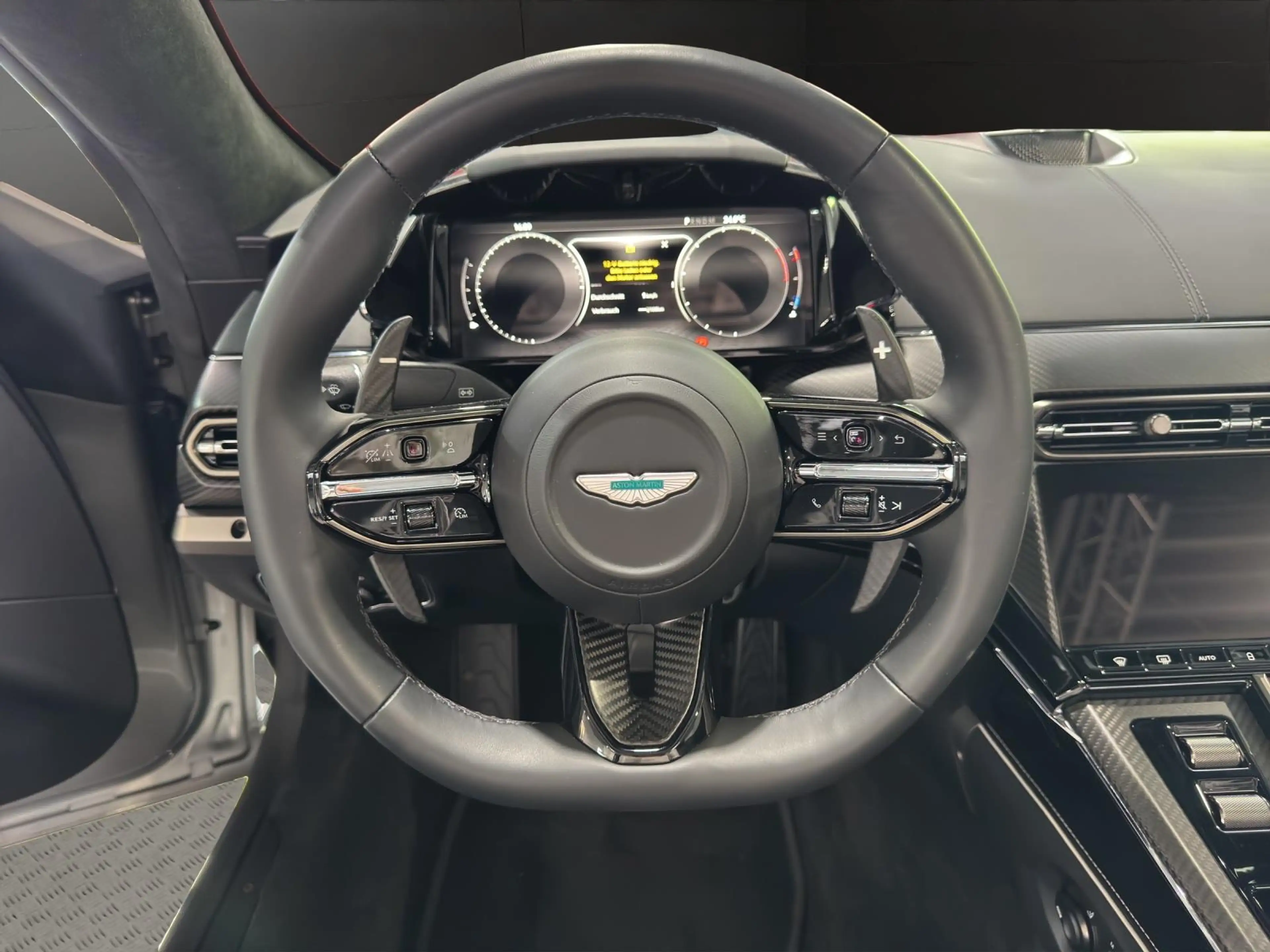Aston Martin V8 Vantage S V8 Roadstar*Carbon* — photo 11