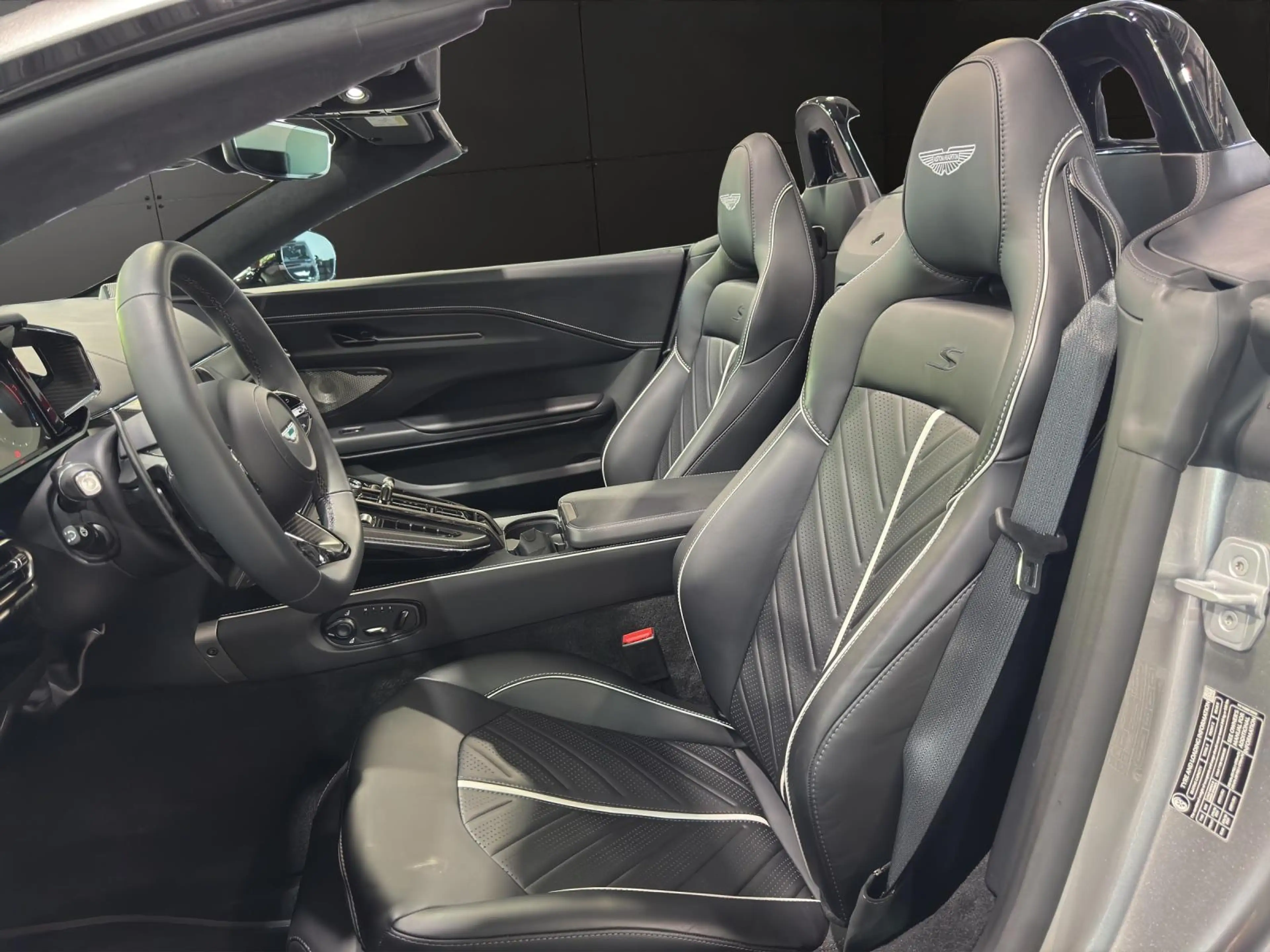 Aston Martin V8 Vantage S V8 Roadstar*Carbon* — photo 10