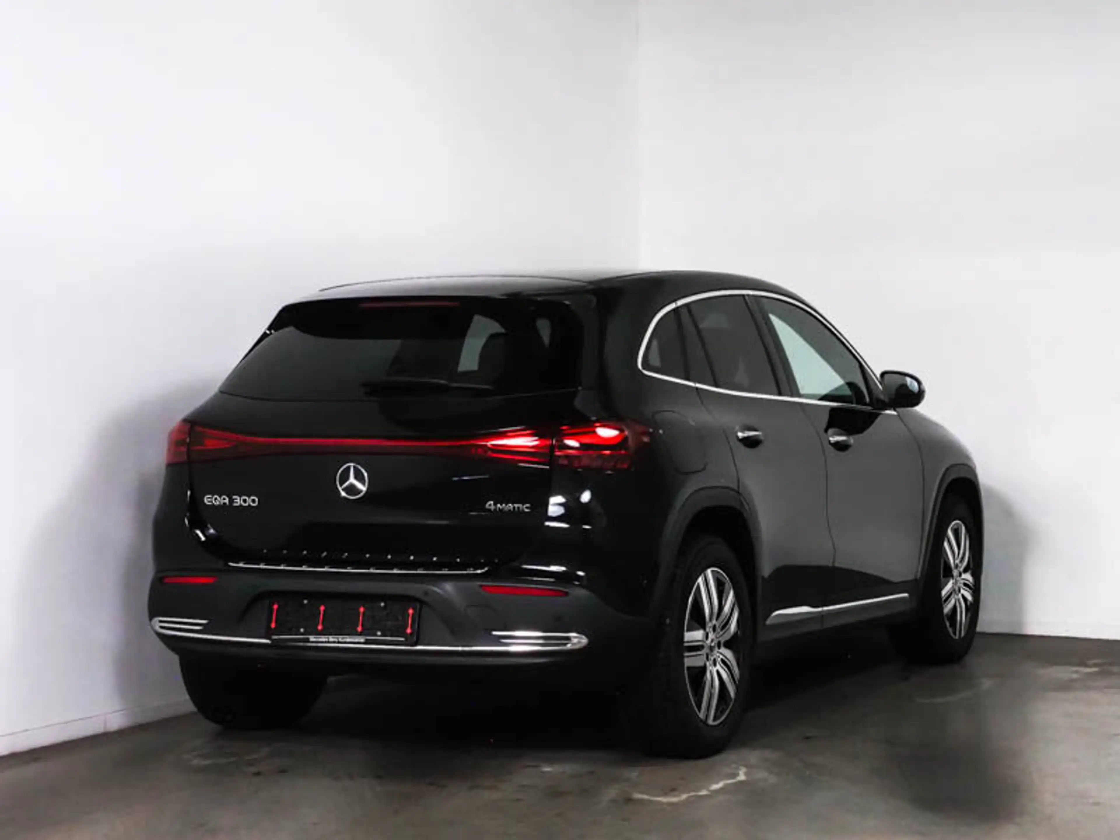 Mercedes-Benz EQA 300 EQA 300 4-M ADVANCED+*AHK*MEMORY*360° KAMERA*18" — photo 3