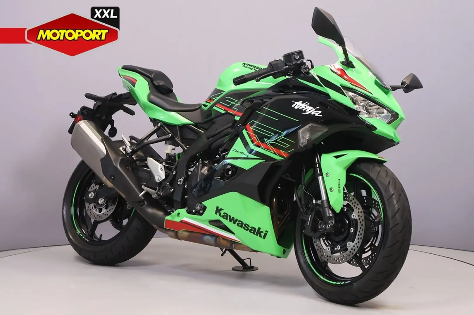 Kawasaki Ninja ZX-4RR ZX-4 RR Зелёный - 2