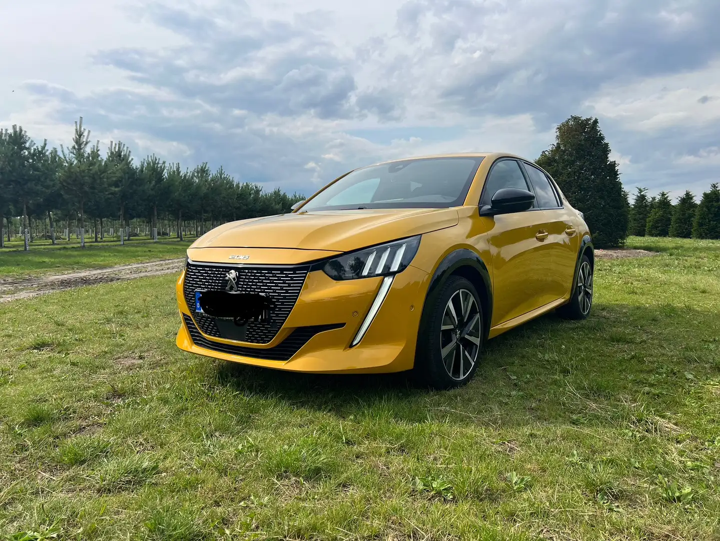 Peugeot 208 GT Beige - 1