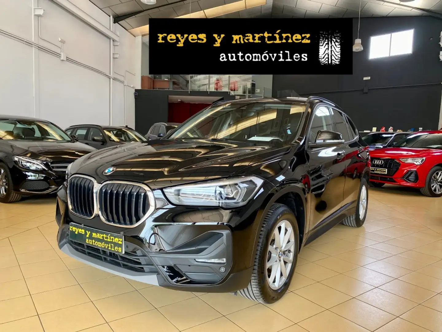 BMW X1 sDrive 18dA Negro - 1