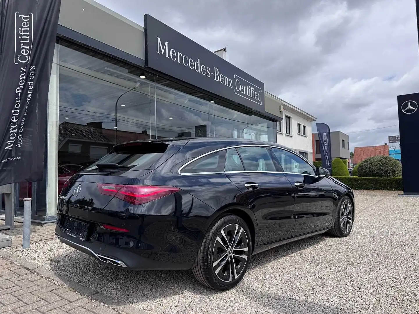 Mercedes-Benz CLA 180 d SB Luxury Line - Top Options Negro - 2