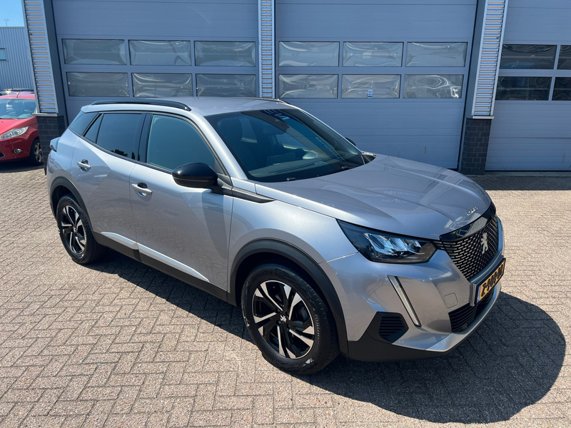 Peugeot 2008 1.2 100PK Allure Pack | Navigatie | Trekhaak | DAB — photo 2