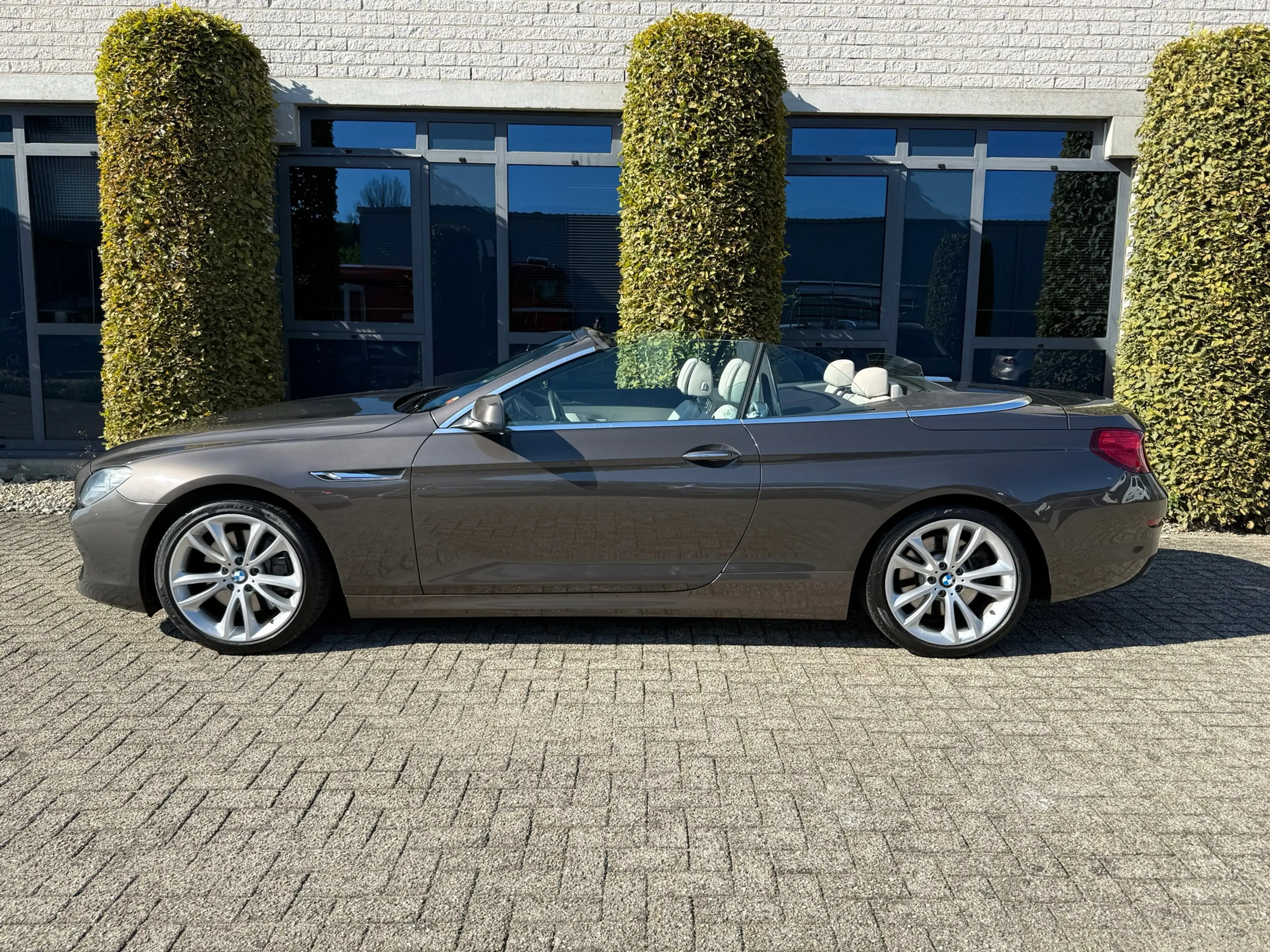 BMW 640 6-serie Cabrio 640i High Executive — photo 3
