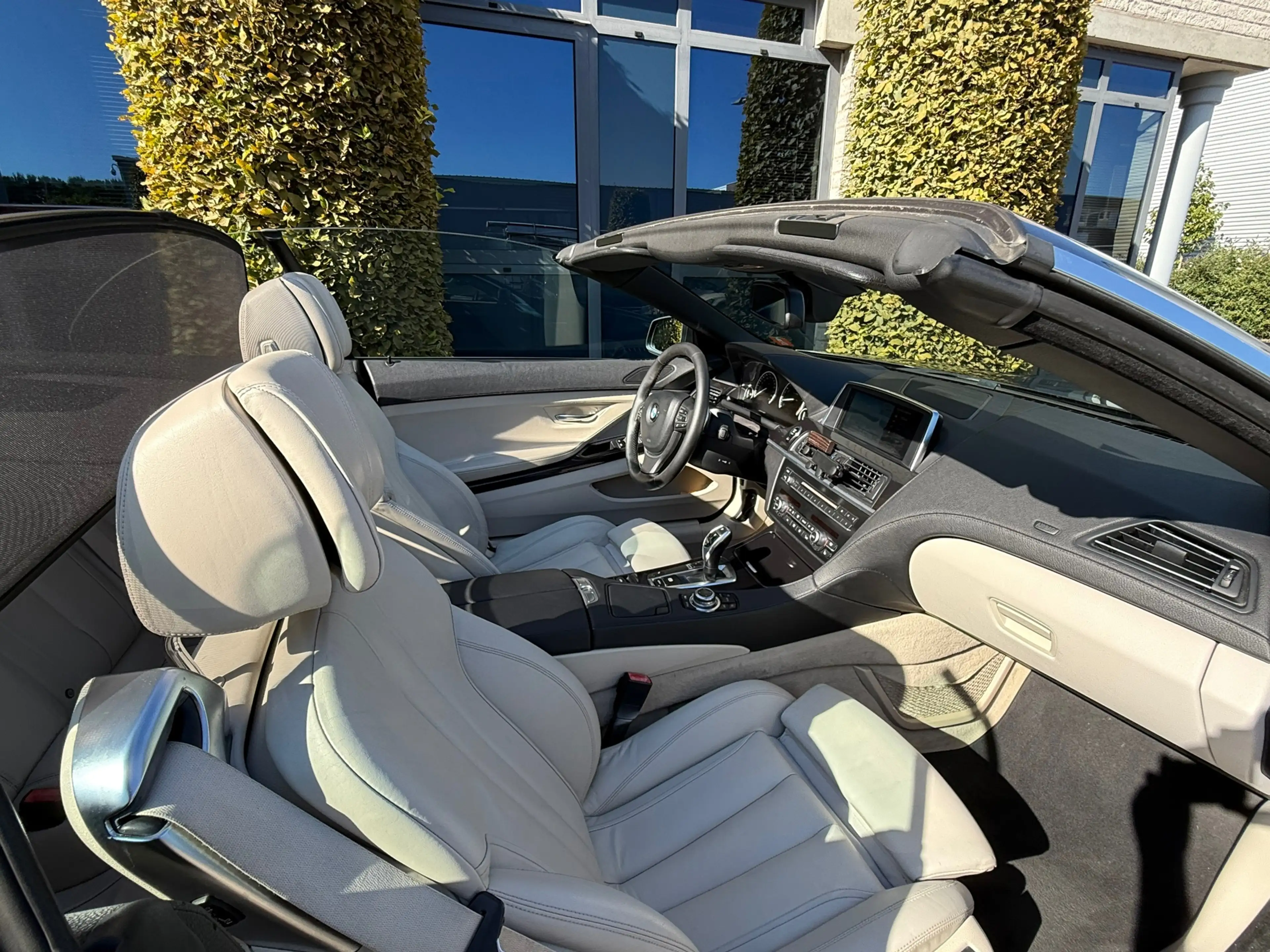 BMW 640 6-serie Cabrio 640i High Executive — photo 10