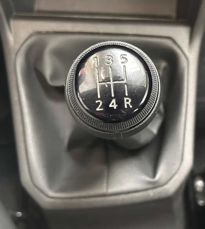 Dacia Sandero 1.0i SCe Essential, миниатюра 19