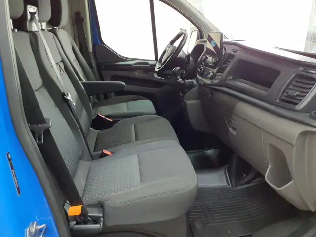 Ford Transit view 8