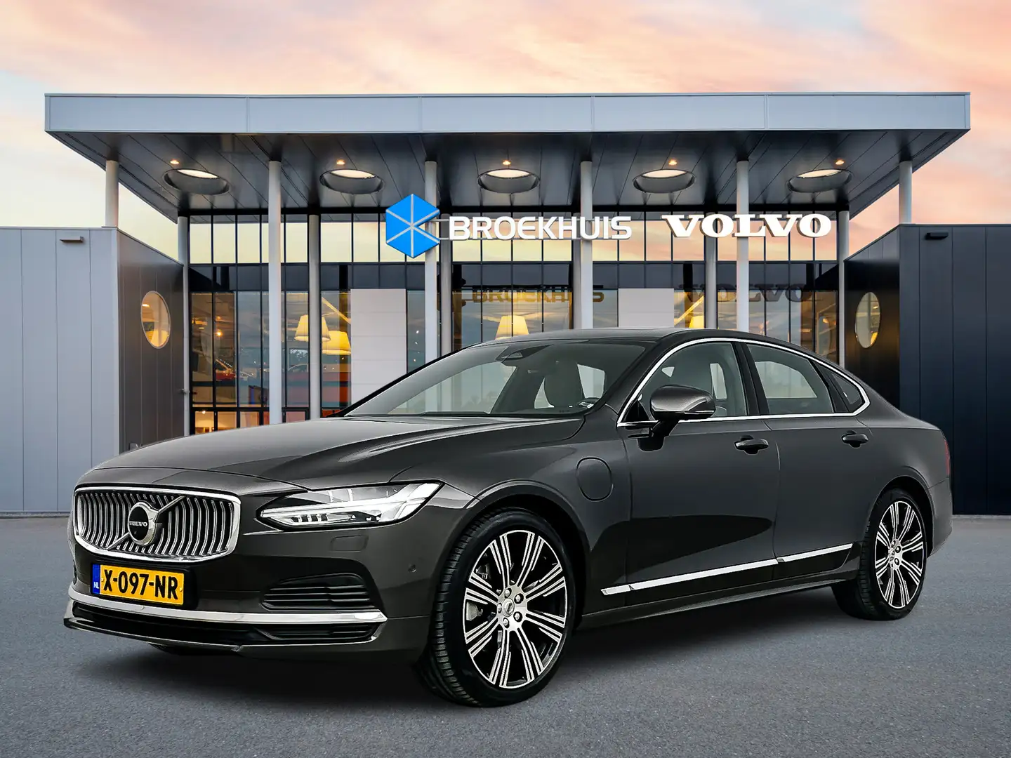 Volvo S90 T8 Recharge AWD Ultimate Bright | Luchtvering | Bo Šedá - 1