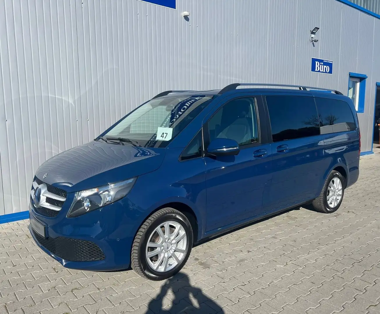 Mercedes-Benz V 220 LANG 9G RISE AERODYNAMIK NAVI MBUX 7-SITZE Bleu - 1