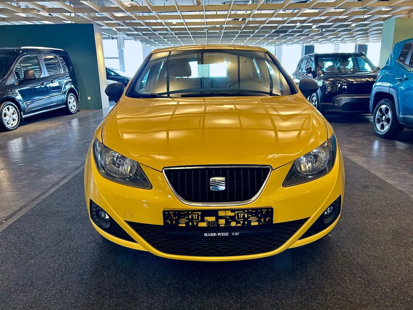 SEAT Ibiza 1,2 Reference Gelb - 2