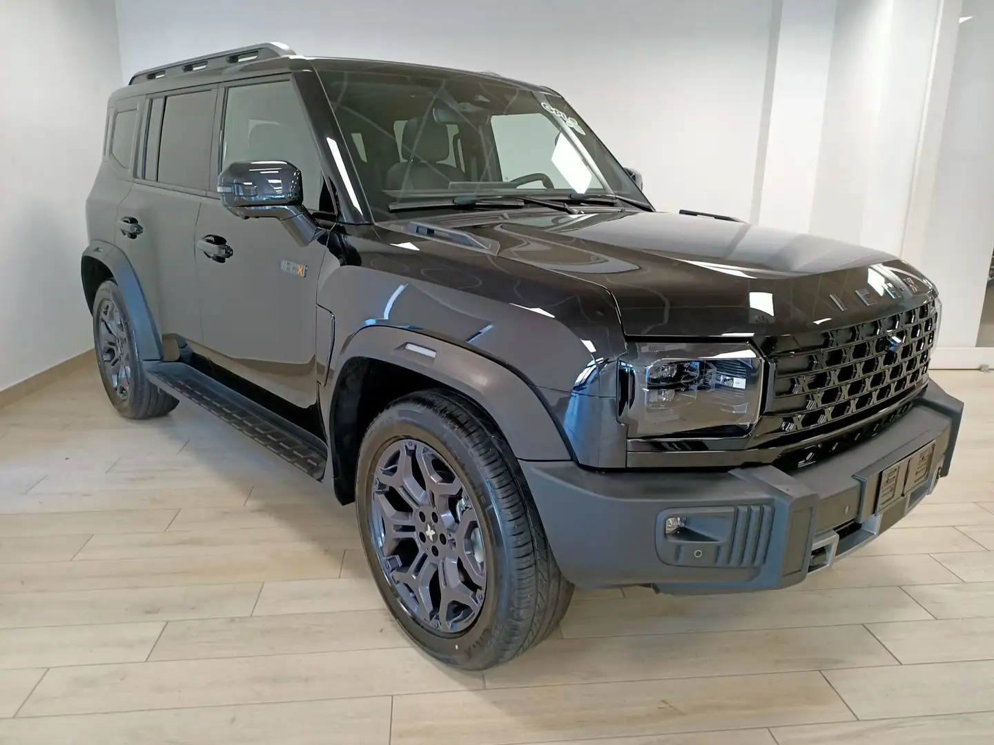 ICH-X K3 2.0 DCT 4WD - 1