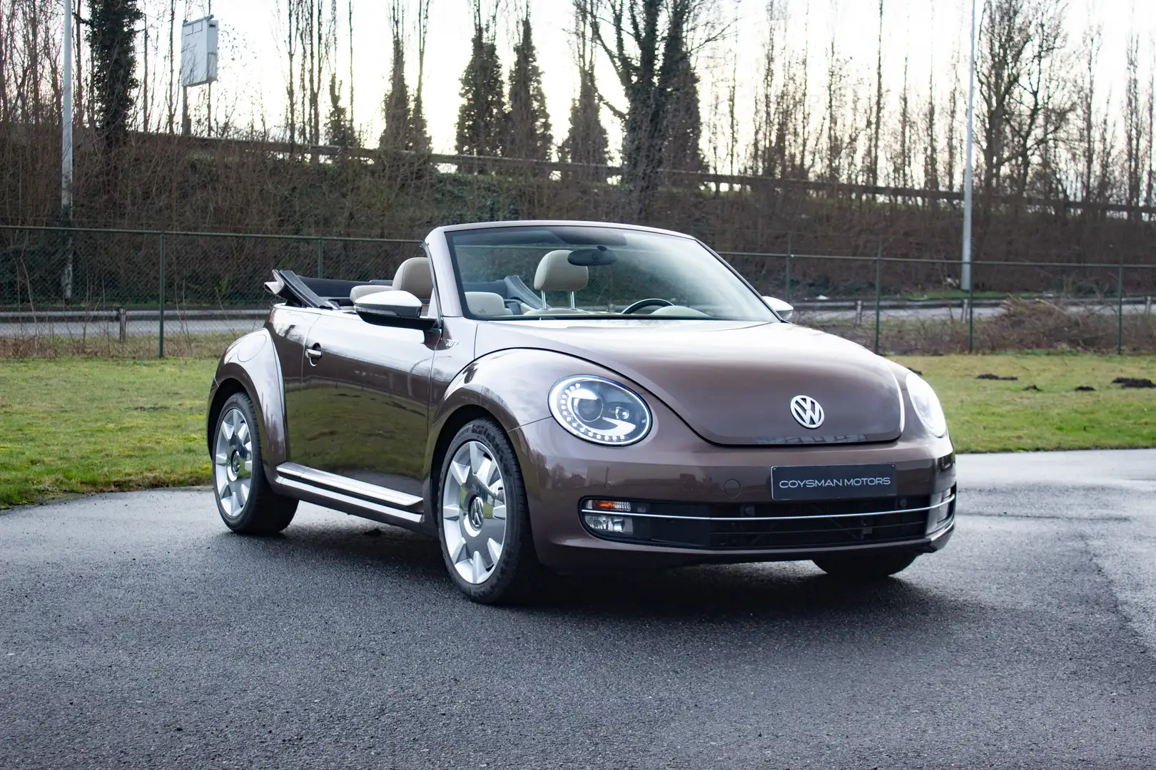 Volkswagen New Beetle Cabrio 70's /Leder/18"/zetelverw./Fender audio Marrón - 1