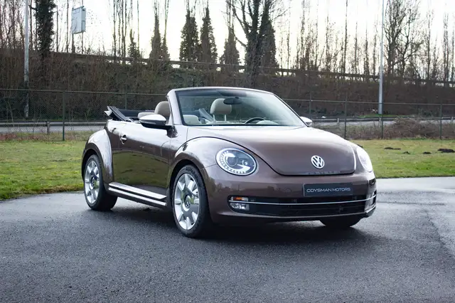 Volkswagen New Beetle Cabrio 70's /Leder/18"/zetelverw./Fender audio
