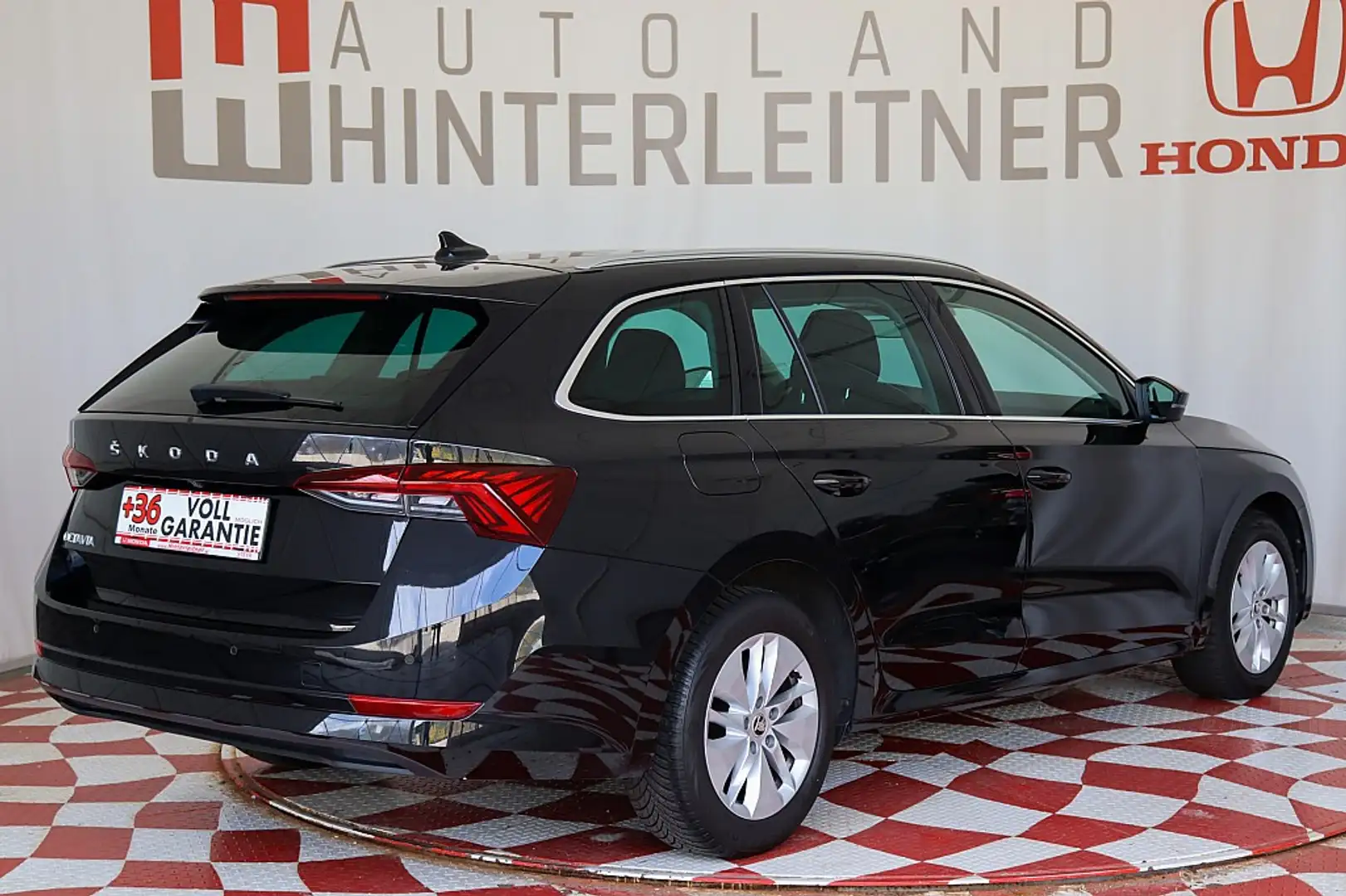 Skoda Octavia Combi 2,0TDI LED NAVI KAMERA VIRTUAL Nero - 2