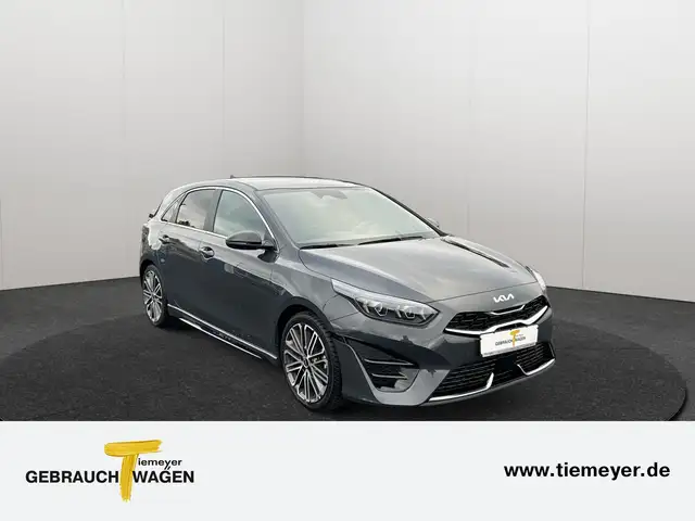 Kia Ceed view 3