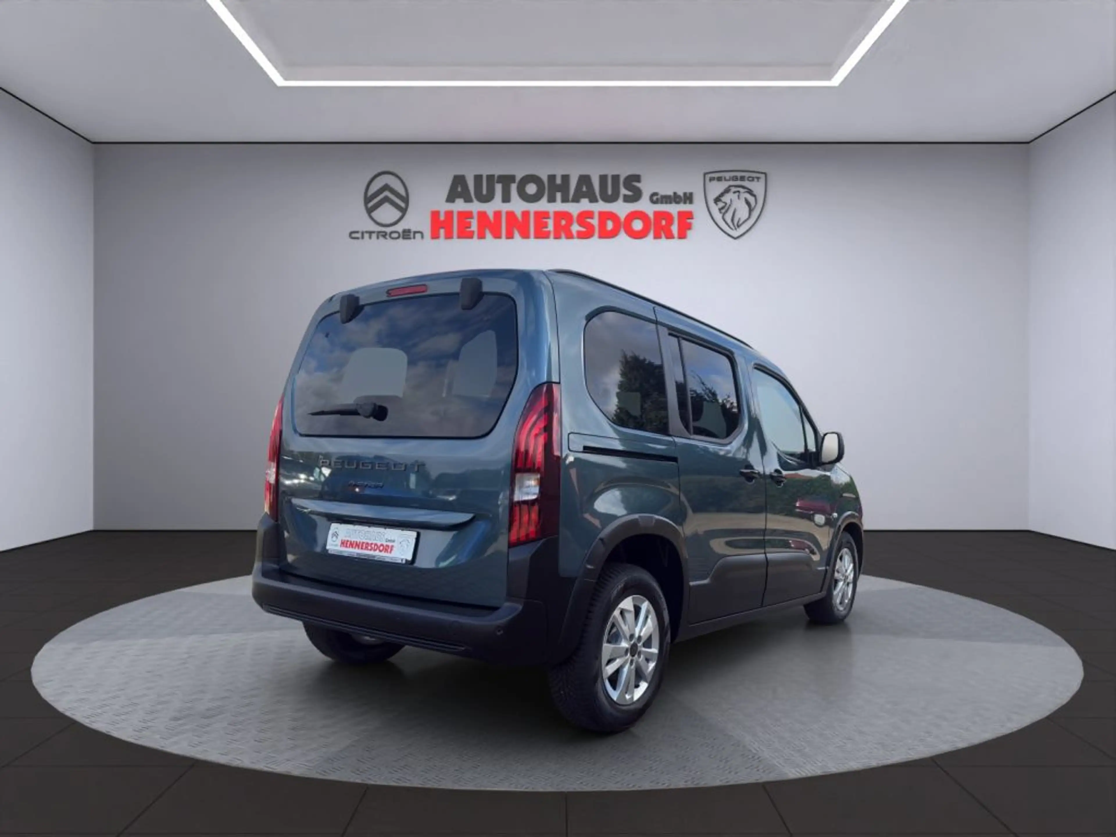 Peugeot Rifter N1 Diesel 100 L1 Allure (E) — photo 3