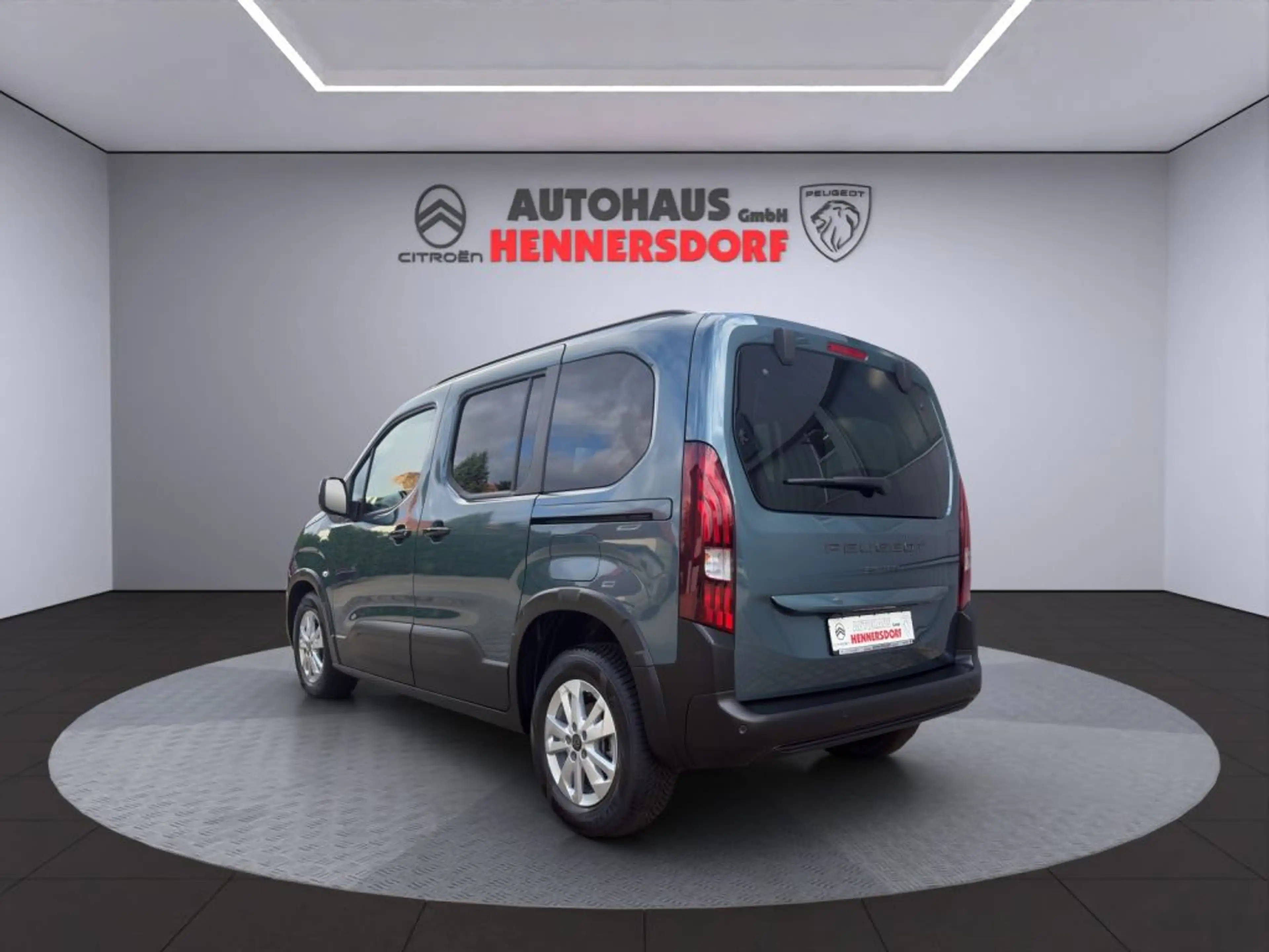 Peugeot Rifter N1 Diesel 100 L1 Allure (E) — photo 4