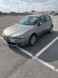 5p 1.9 jtd Distinctive 120cv