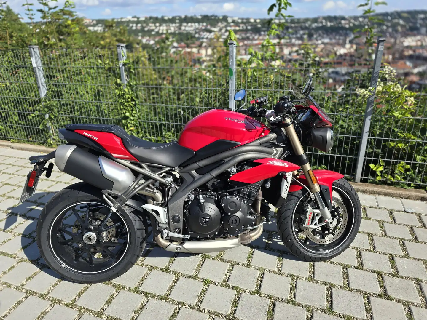 Triumph Street Triple S 1050 Red - 1