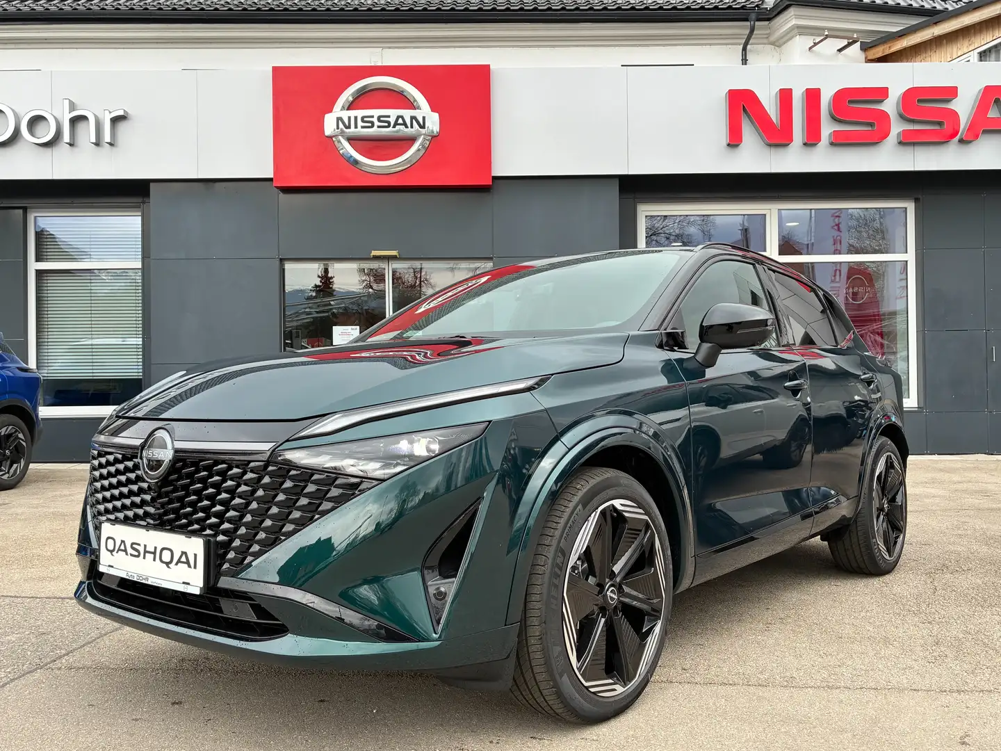 Nissan Qashqai Qashqai 1,3 DIG-T MHEV 4x4 N-Design+ Xtronic Grün - 2