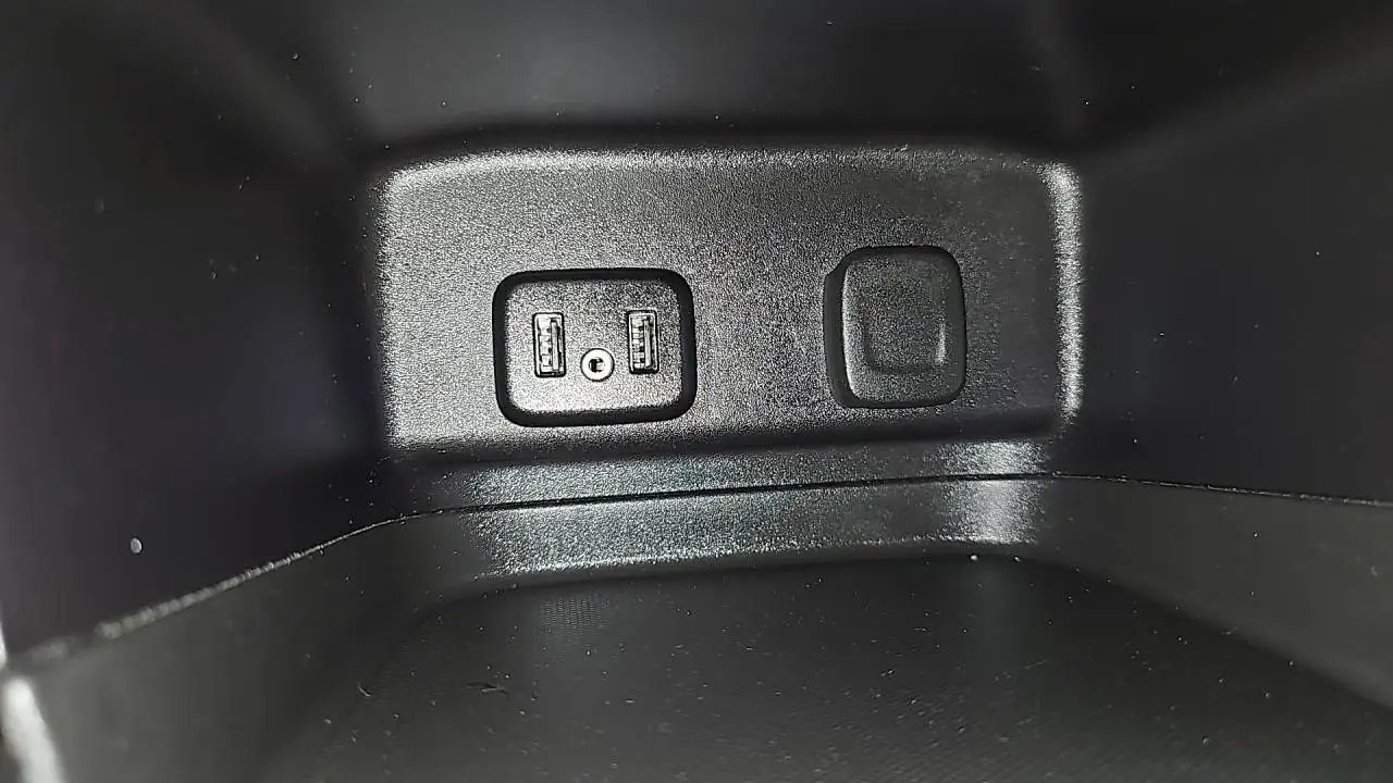 Chevrolet Equinox photo Chevrolet Equinox
