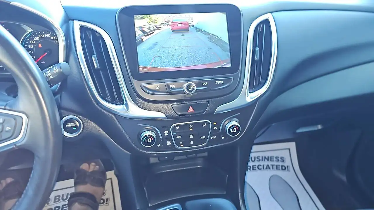 Chevrolet Equinox photo Chevrolet Equinox