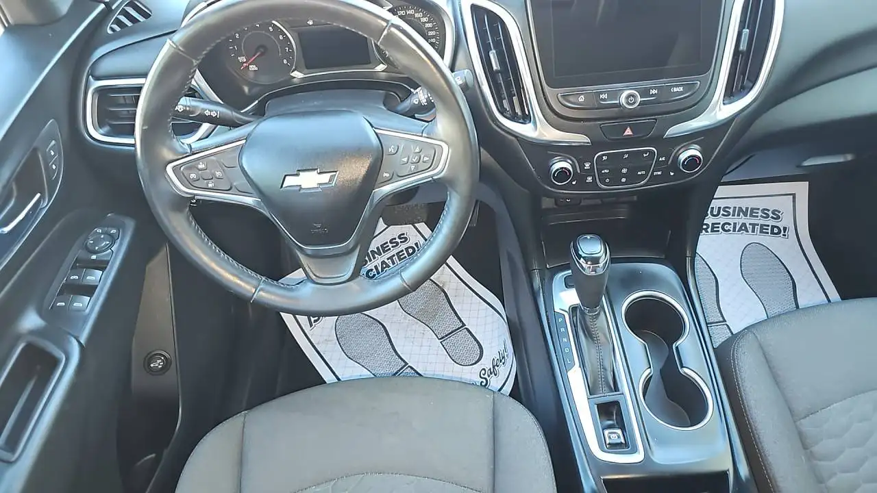 Chevrolet Equinox photo Chevrolet Equinox