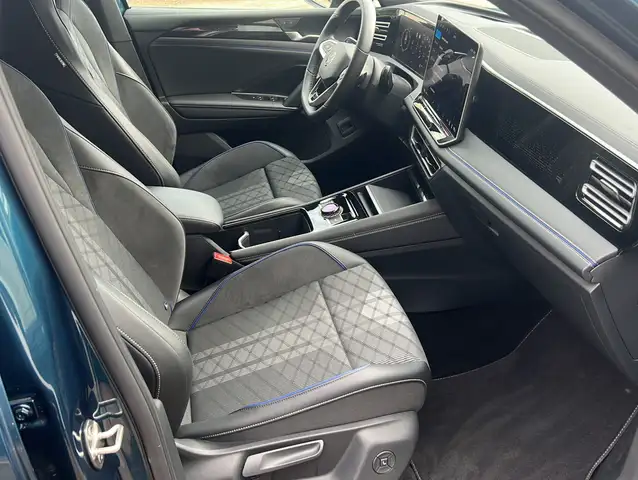 Volkswagen Tiguan view 20