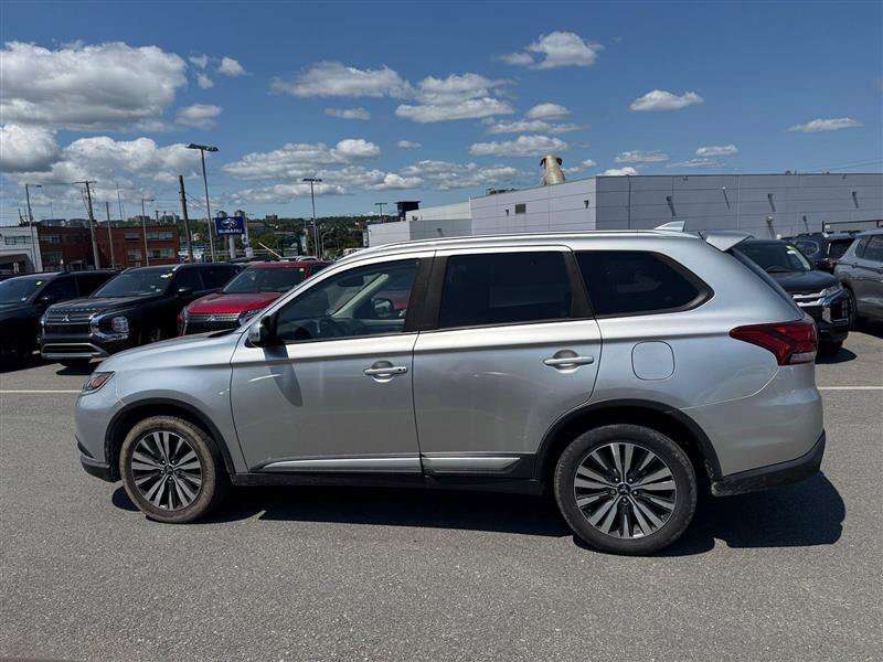 2020 Mitsubishi Outlander EX — снимка 1
