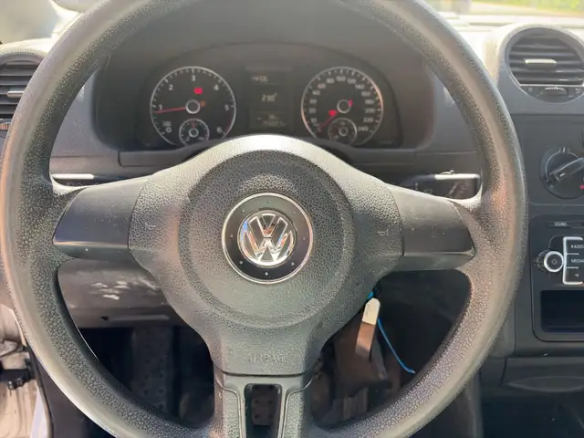 Volkswagen Caddy view 10