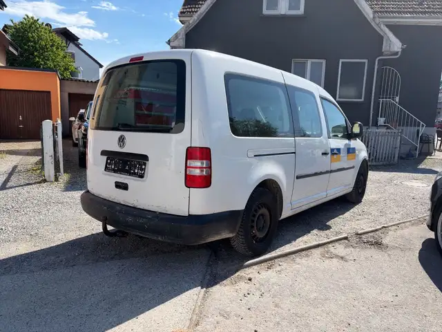 Volkswagen Caddy view 7
