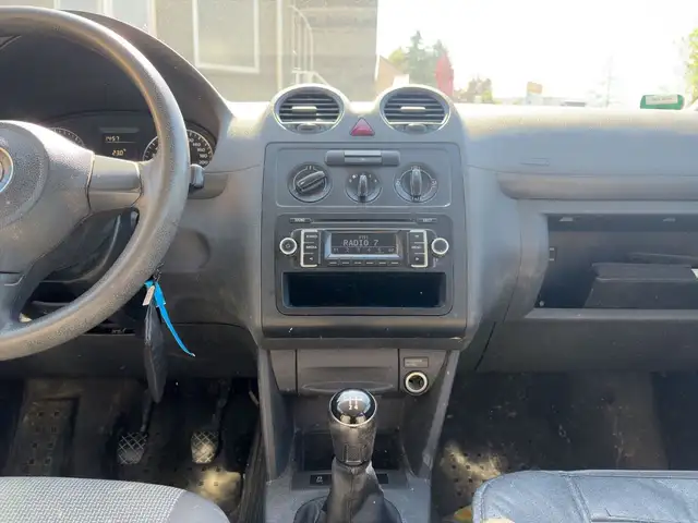 Volkswagen Caddy view 13