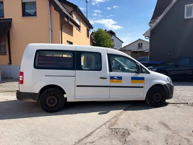 Volkswagen Caddy view 8