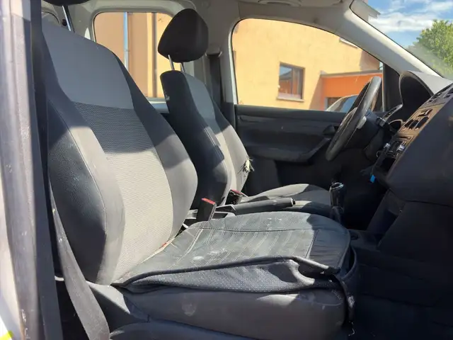Volkswagen Caddy view 14
