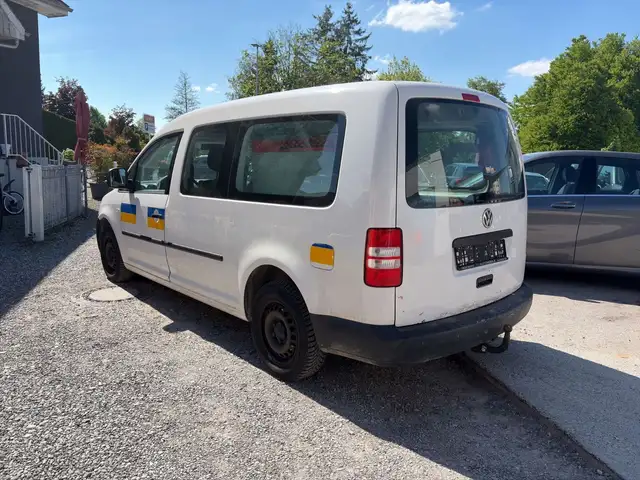 Volkswagen Caddy view 5
