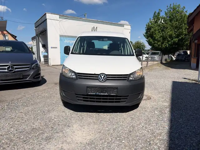 Volkswagen Caddy view 2