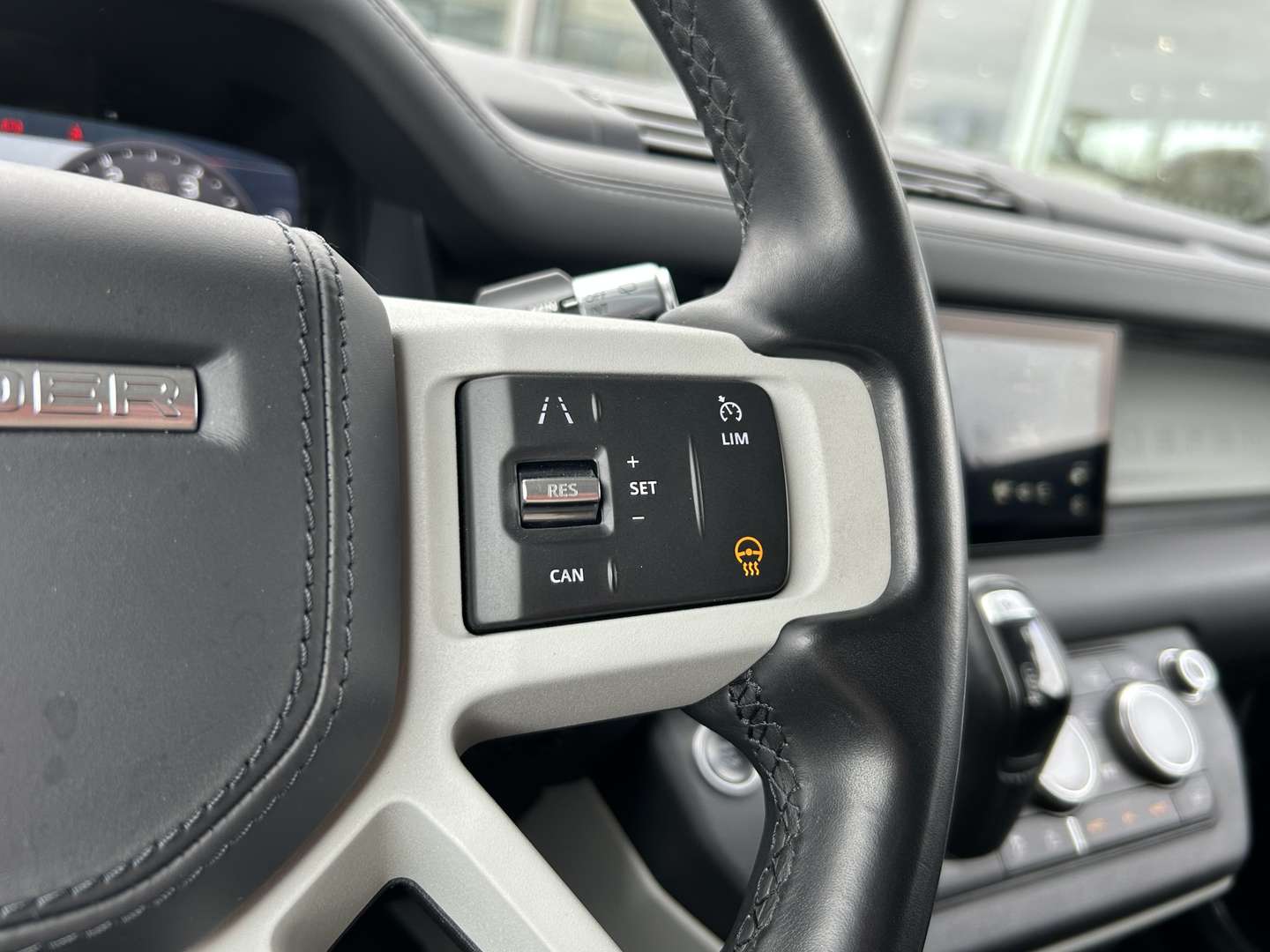 Land Rover Defender 3.0 D250 HSE - 2021 - Joinsteer - #2