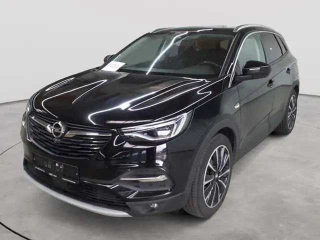 Opel Grandland X view 2