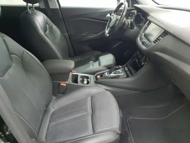 Opel Grandland X view 8