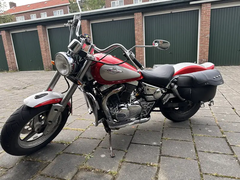 Suzuki Marauder 800