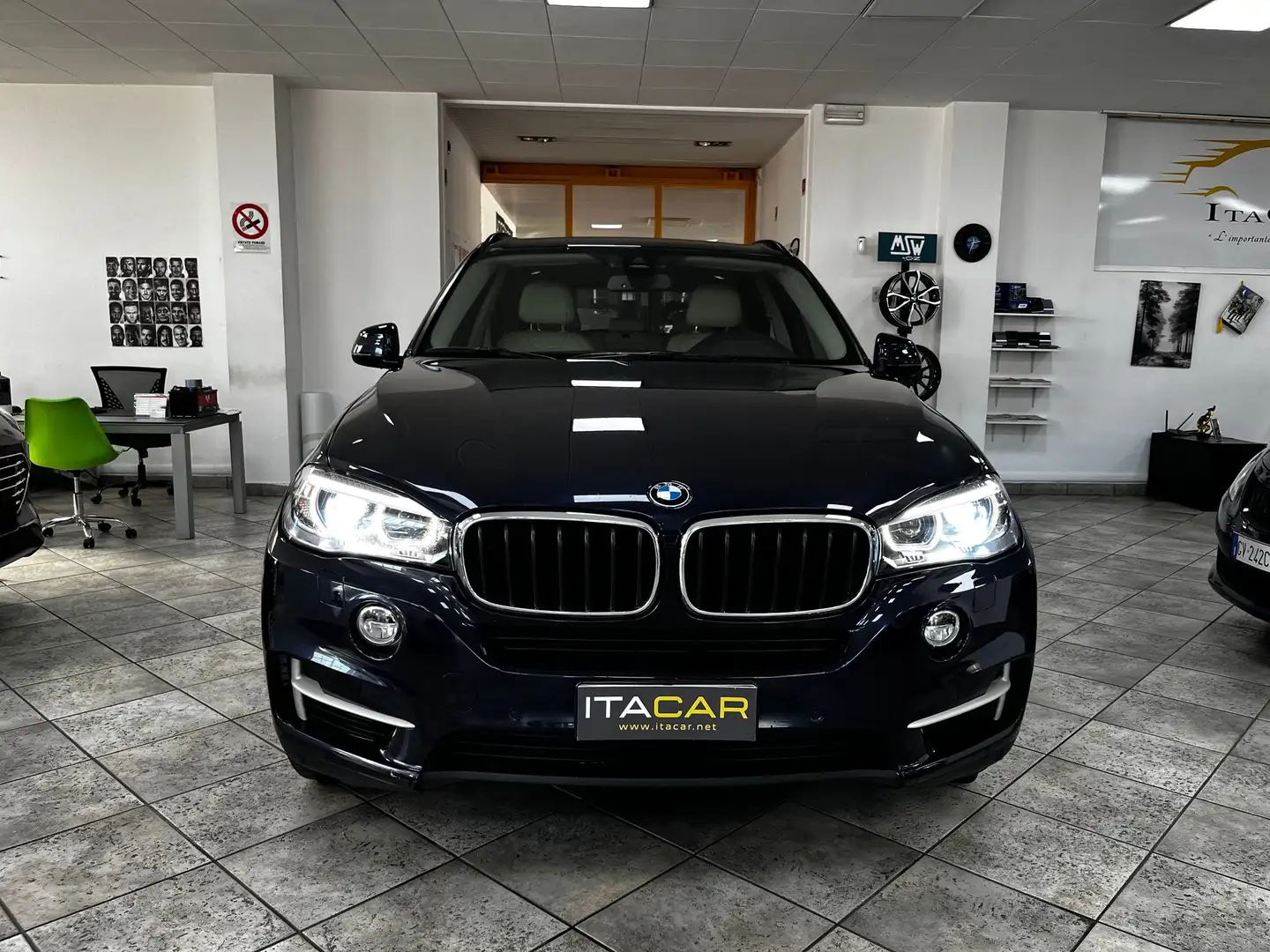 BMW X5 X5 xdrive25d Luxury 231cv auto IN ARRIVO Синій - 2