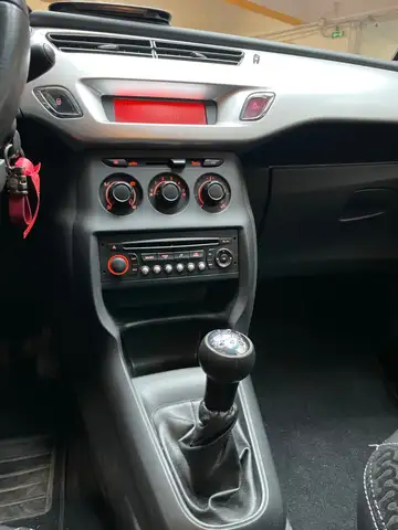 Citroen C3 view 9