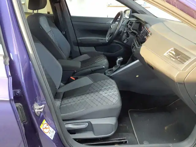 Volkswagen Polo view 7