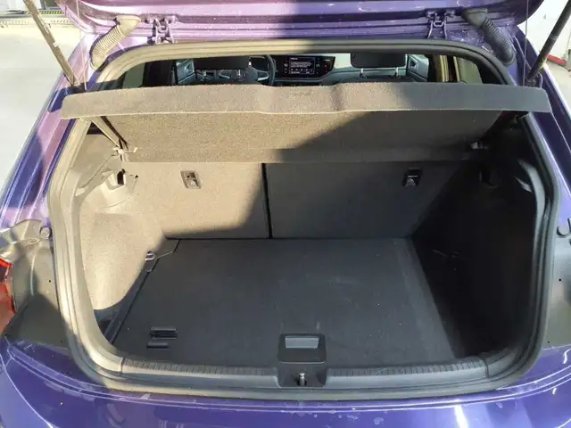 Volkswagen Polo view 15