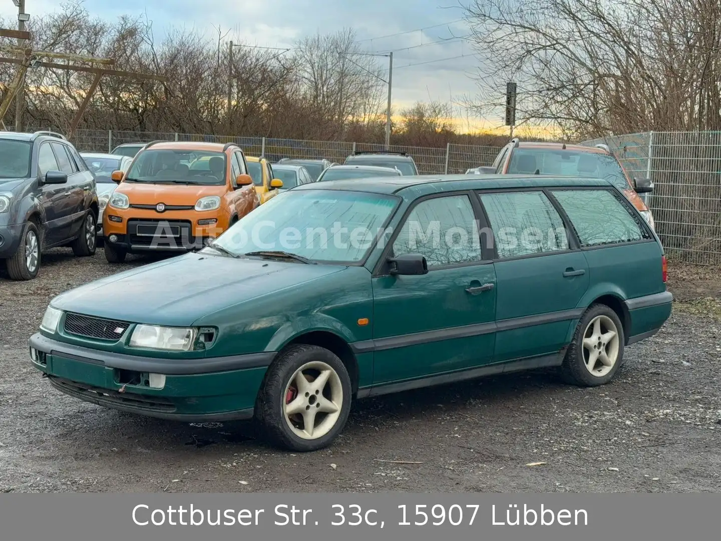 Volkswagen Passat Variant 1.9TDI CL (Nr. 124) Verde - 1
